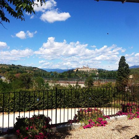 Il Poggiolo Delle Rose Bed&Breakfast Tavarnuzze Luaran gambar